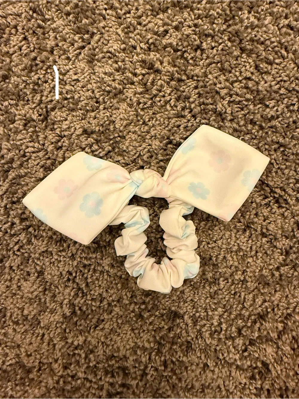 NWOT Stoney Clover Lane nylon floral prints bow scrunchie